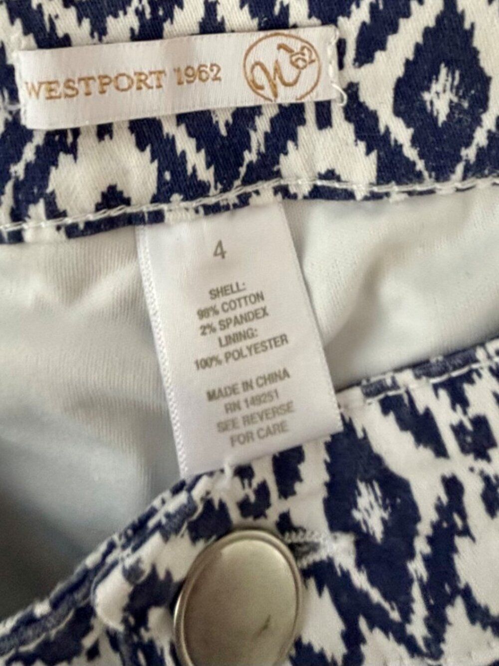 Westport 1962 Pencil Skirt Navy White Ikat Print Preppy Workwear Size 4 - Picture 2 of 3